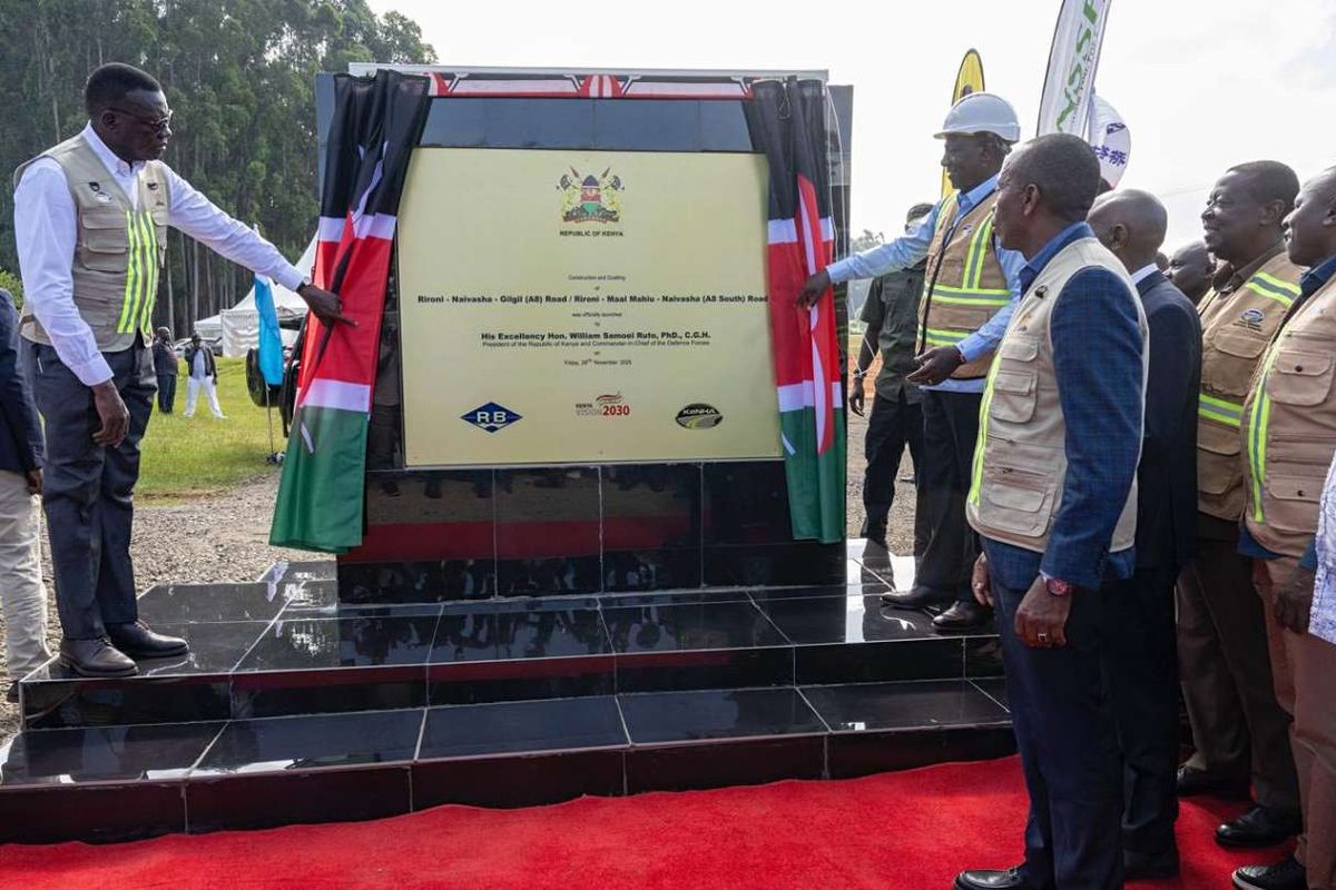 President Ruto Flags Off KSh 170B Makeover of Nairobi–Nakuru–Naivasha Passage